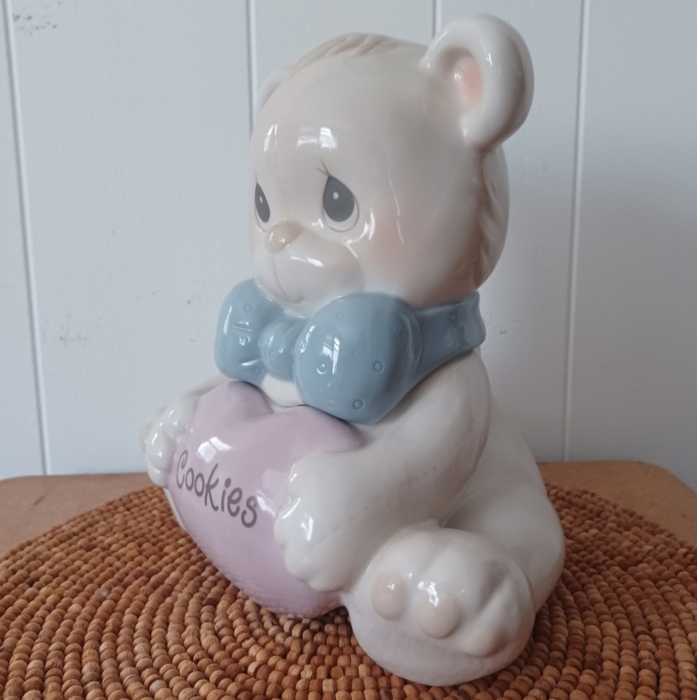 Precious Moments Cookie Jar - Picture 2 of 12